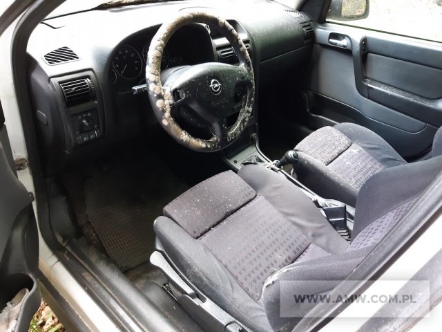 Samochód osobowy OPEL ASTRA II 1.4 